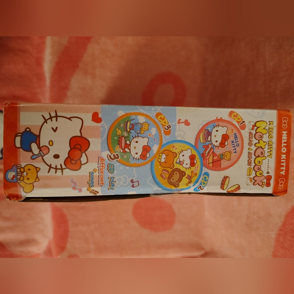EXCLUSIVE - Hello Kitty Officially Licensed Toy Laptop - Picture 11 of 13